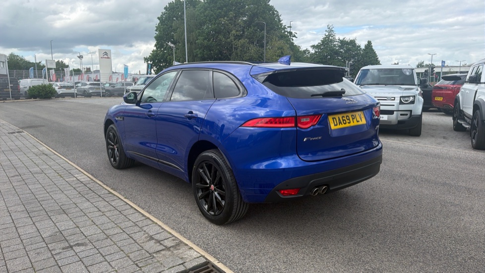 Jaguar F-Pace 2.0d R-Sport 5dr Auto AWD Diesel Estate - Image 29