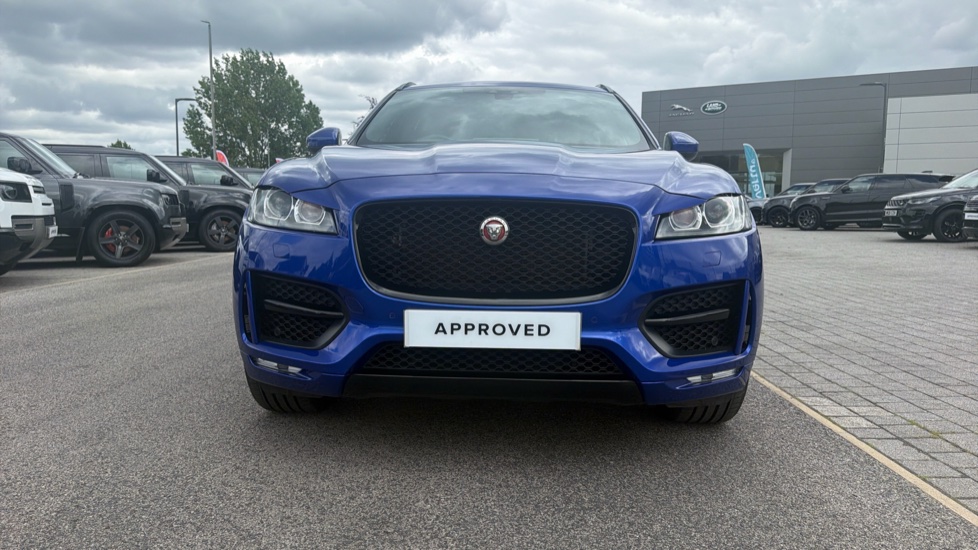 Jaguar F-Pace 2.0d R-Sport 5dr Auto AWD Diesel Estate - Image 37