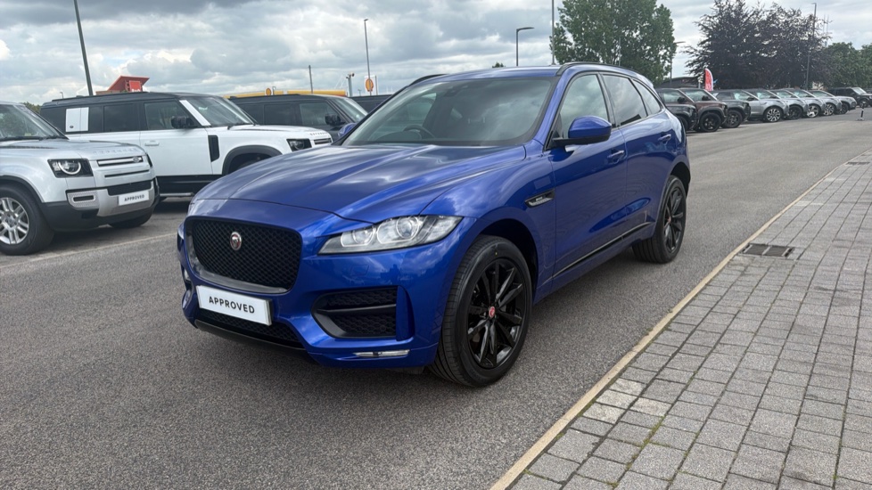 Jaguar F-Pace 2.0d R-Sport 5dr Auto AWD Diesel Estate - Image 38