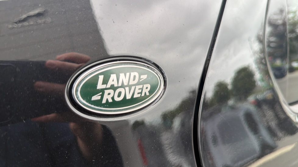 Land Rover Discovery Sport 1.5 P300e R-Dynamic SE 5dr Auto [5 Seat] Station Wagon - Image 20