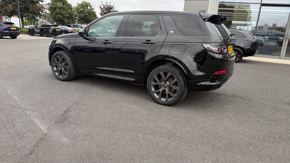 Land Rover Discovery Sport 1.5 P300e R-Dynamic SE 5dr Auto [5 Seat] Station Wagon - Image 42