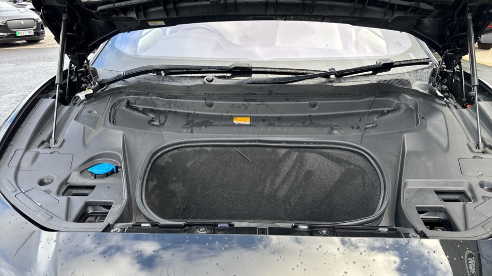 Jaguar I-Pace 294kW EV400 Black 90kWh 5dr Auto [11kW Charger] Electric Estate - Image 27