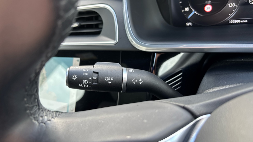 Jaguar I-Pace 294kW EV400 Black 90kWh 5dr Auto [11kW Charger] Electric Estate - Image 31