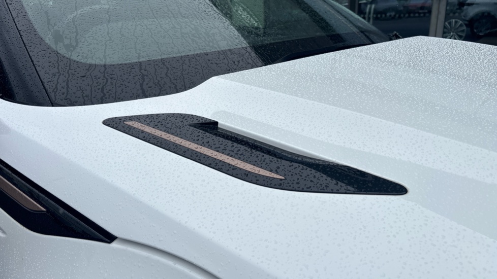 Land Rover Range Rover Evoque 1.5 P300e R-Dynamic S 5dr Auto Hatchback - Image 22