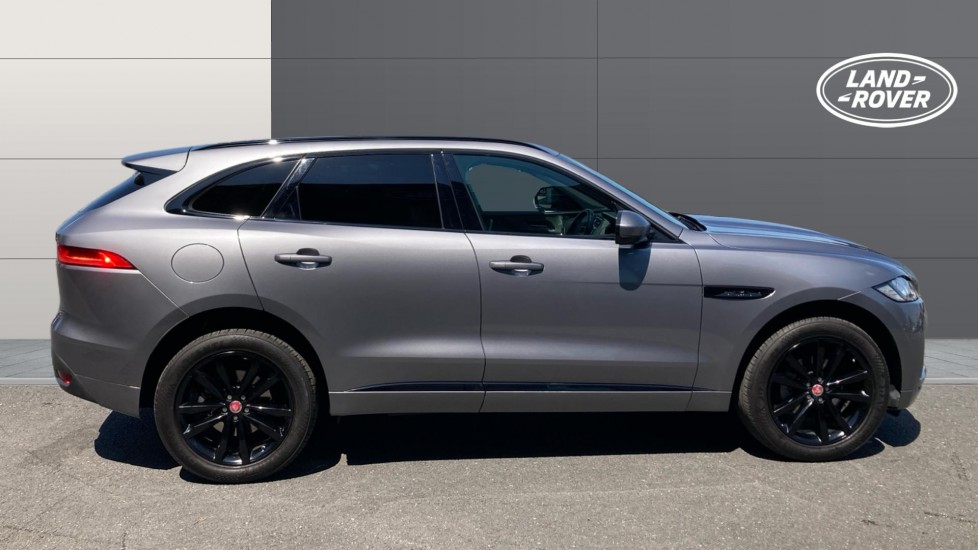 Jaguar F-Pace 2.0d [240] Chequered Flag 5dr Auto AWD Diesel Estate - Image 5