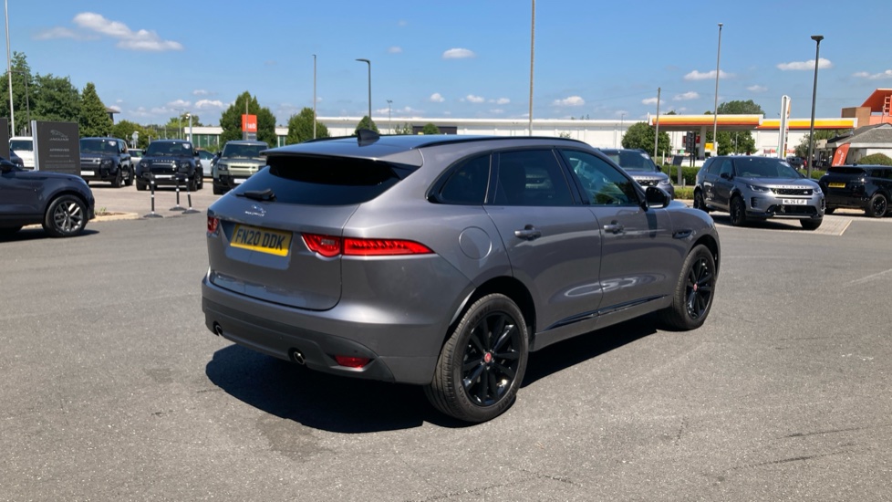 Jaguar F-Pace 2.0d [240] Chequered Flag 5dr Auto AWD Diesel Estate - Image 33