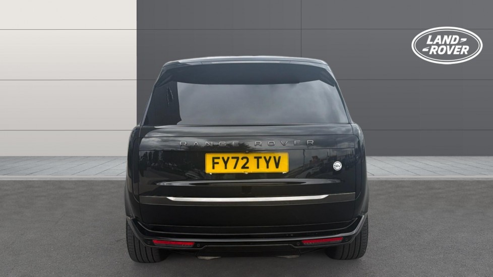 Land Rover Range Rover 4.4 P530 V8 SV 4dr Auto Petrol Estate - Image 6