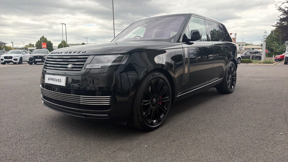 Land Rover Range Rover 4.4 P530 V8 SV 4dr Auto Petrol Estate - Image 28