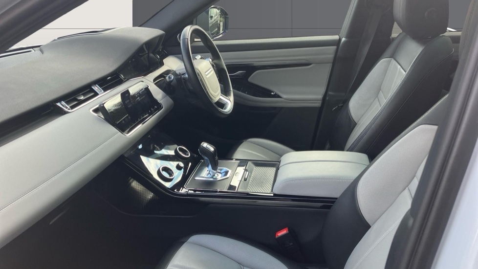 Land Rover Range Rover Evoque 2.0 P250 First Edition 5dr Auto Petrol Hatchback - Image 3