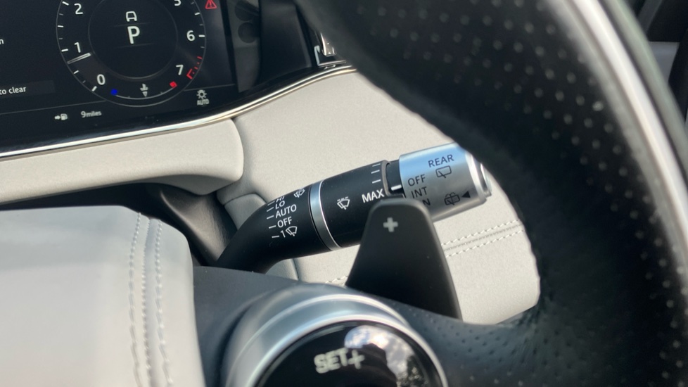 Land Rover Range Rover Evoque 2.0 P250 First Edition 5dr Auto Petrol Hatchback - Image 28