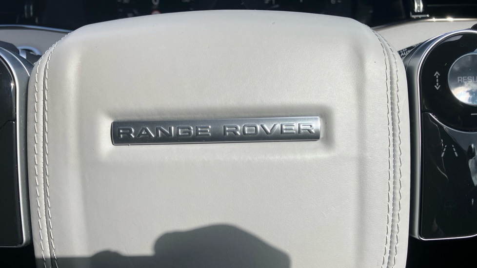 Land Rover Range Rover Evoque 2.0 P250 First Edition 5dr Auto Petrol Hatchback - Image 36
