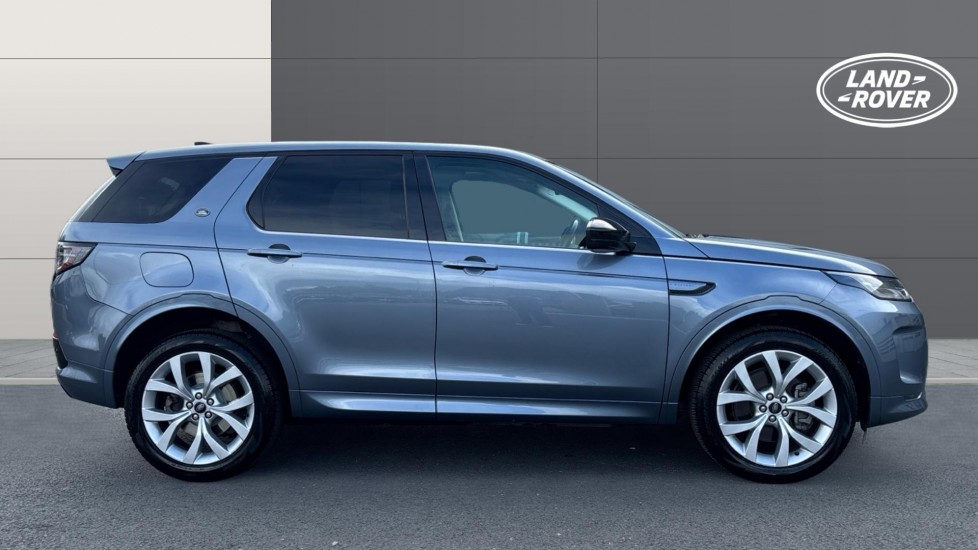 Land Rover Discovery Sport 1.5 P300e R-Dynamic SE 5dr Auto [5 Seat] Station Wagon - Image 5