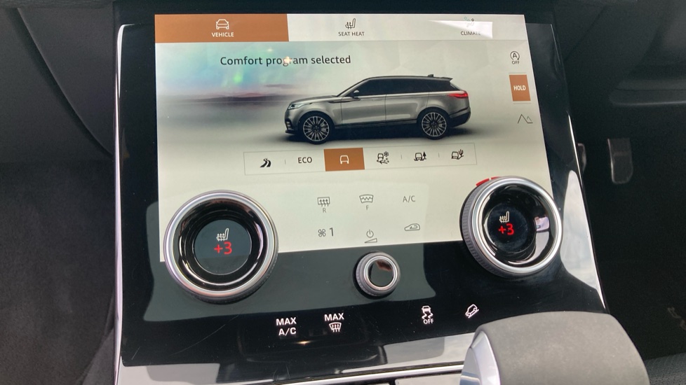 Land Rover Range Rover Velar 2.0 D200 Edition 5dr Auto Diesel Estate - Image 36