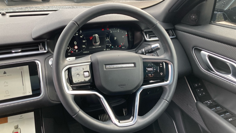 Land Rover Range Rover Velar 2.0 D200 Edition 5dr Auto Diesel Estate - Image 39