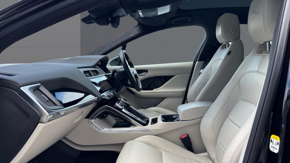 Jaguar I-Pace 294kW EV400 HSE Black 90kWh 5dr Auto 11kW Charger Electric Estate - Image 3