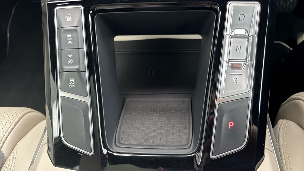 Jaguar I-Pace 294kW EV400 HSE Black 90kWh 5dr Auto 11kW Charger Electric Estate - Image 36