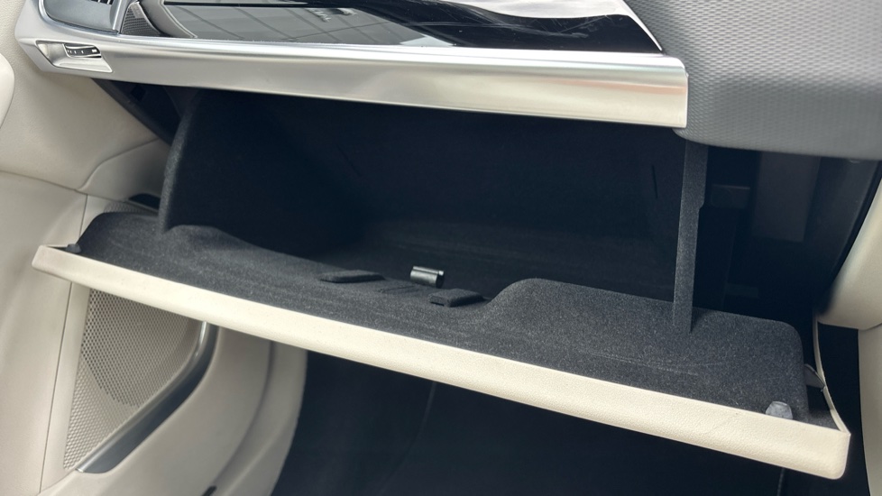 Jaguar I-Pace 294kW EV400 HSE Black 90kWh 5dr Auto 11kW Charger Electric Estate - Image 37