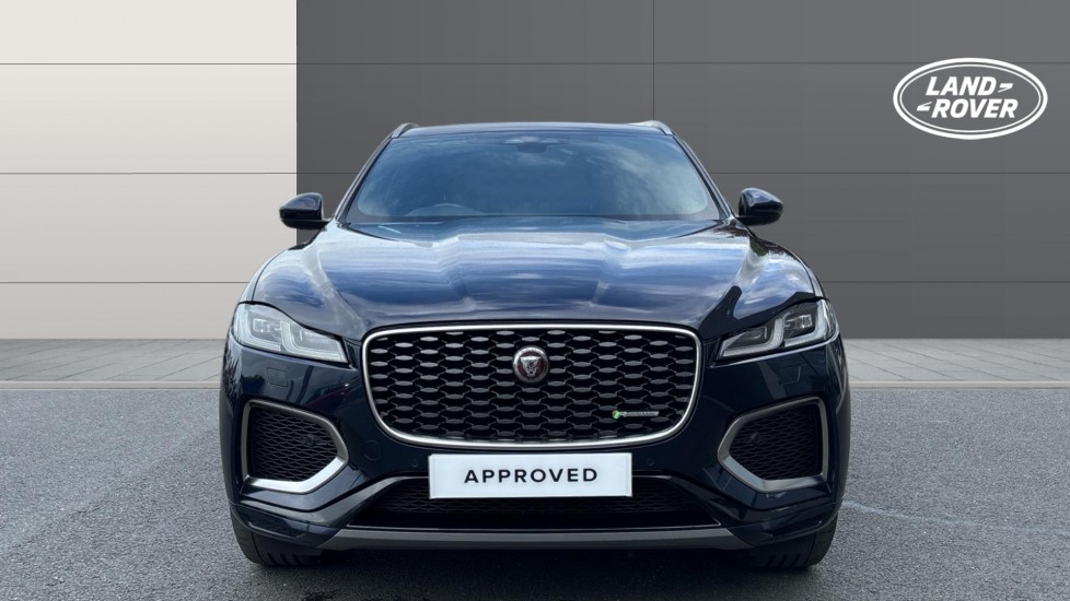 Jaguar F-Pace 2.0 P400e R-Dynamic SE 5dr Auto AWD Estate - Image 7