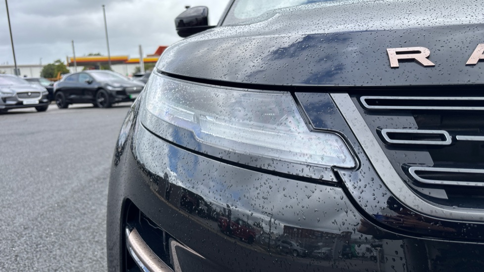 Land Rover Range Rover Evoque 2.0 D200 Autobiography 5dr Auto [Revised] Diesel Hatchback - Image 17