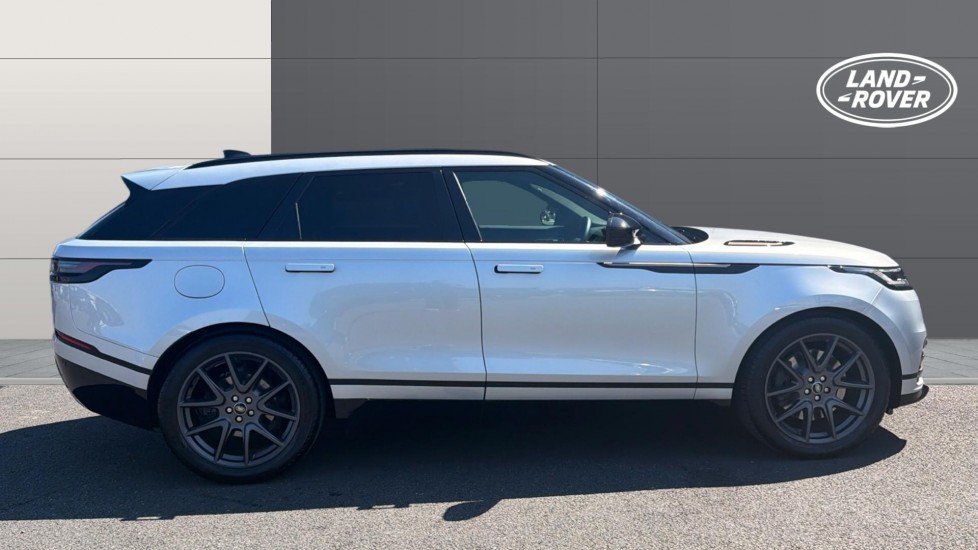 Land Rover Range Rover Velar 3.0 D300 MHEV Dynamic HSE 5dr Auto Diesel Estate - Image 5