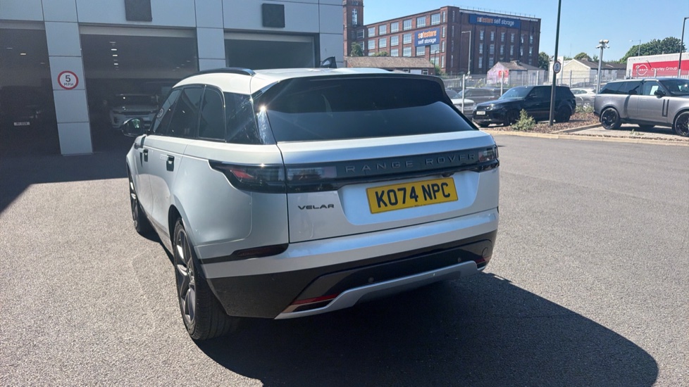 Land Rover Range Rover Velar 3.0 D300 MHEV Dynamic HSE 5dr Auto Diesel Estate - Image 41