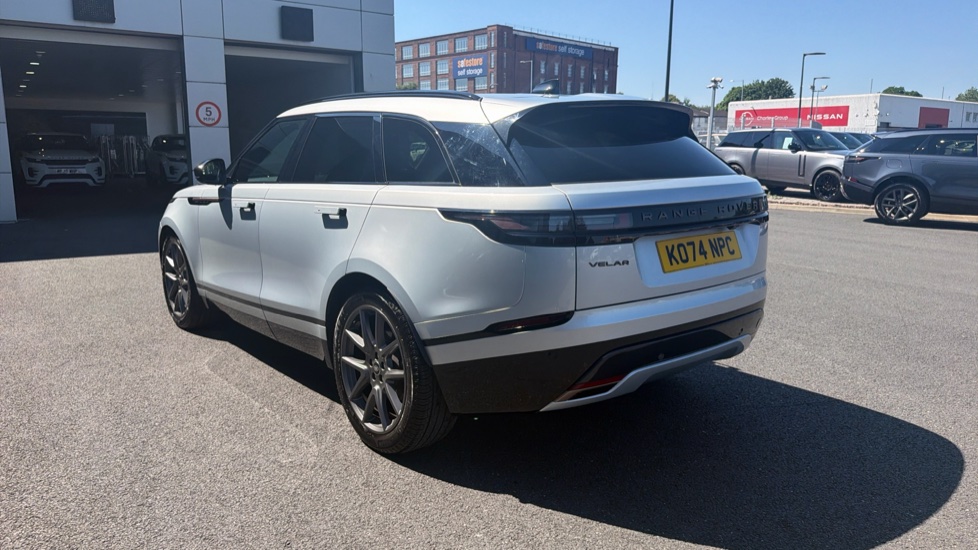 Land Rover Range Rover Velar 3.0 D300 MHEV Dynamic HSE 5dr Auto Diesel Estate - Image 42