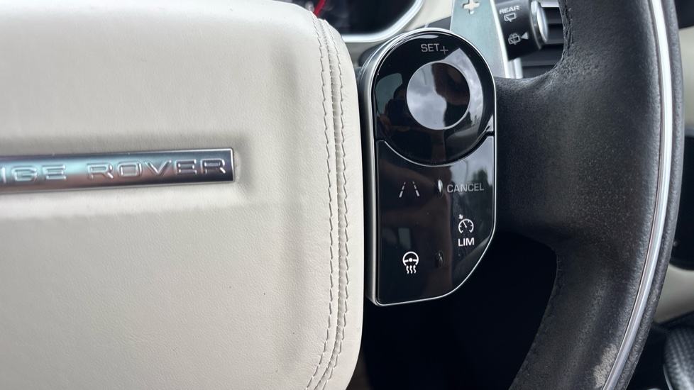 Land Rover Range Rover Sport 3.0 D350 HST 5dr Auto Diesel Estate - Image 36