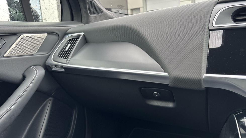 Jaguar I-Pace 294kW EV400 Sport 90kWh 5dr Auto Electric Estate - Image 21