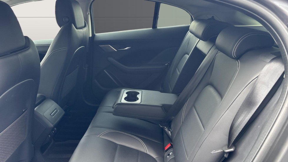 Jaguar I-Pace 294kW EV400 SE 90kWh 5dr Auto [11kW Charger] Electric Estate - Image 4