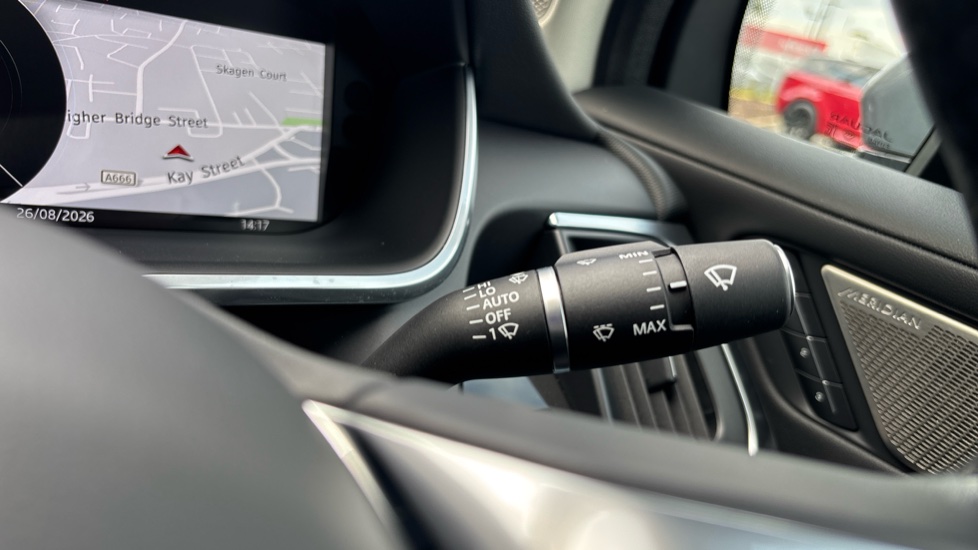 Jaguar I-Pace 294kW EV400 SE 90kWh 5dr Auto [11kW Charger] Electric Estate - Image 23