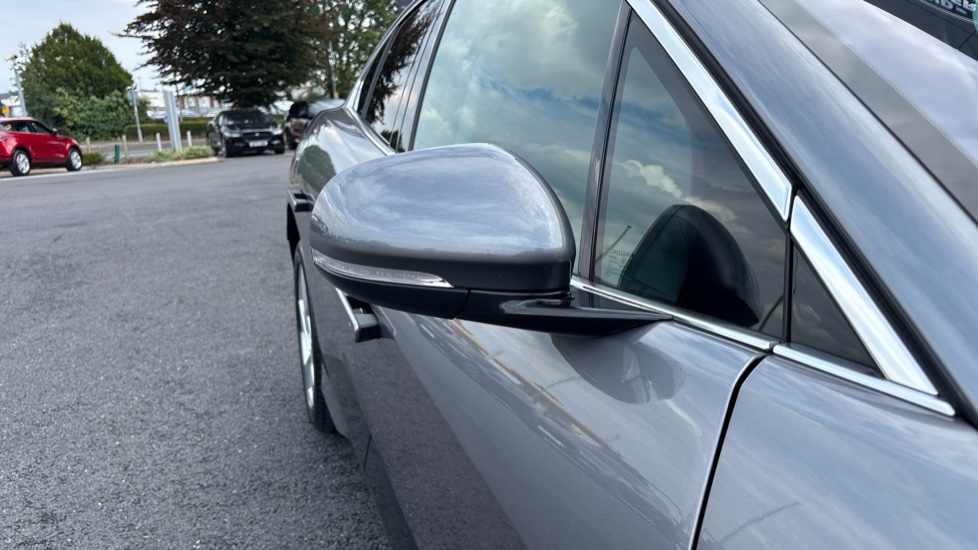 Jaguar I-Pace 294kW EV400 SE 90kWh 5dr Auto [11kW Charger] Electric Estate - Image 41