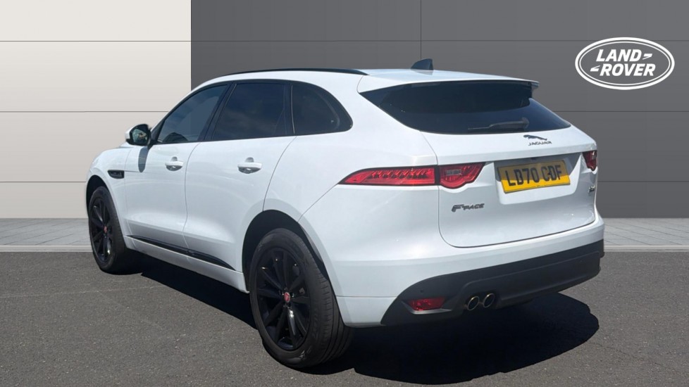 Jaguar F-Pace 2.0d [180] Chequered Flag 5dr Auto AWD Diesel Estate - Image 2