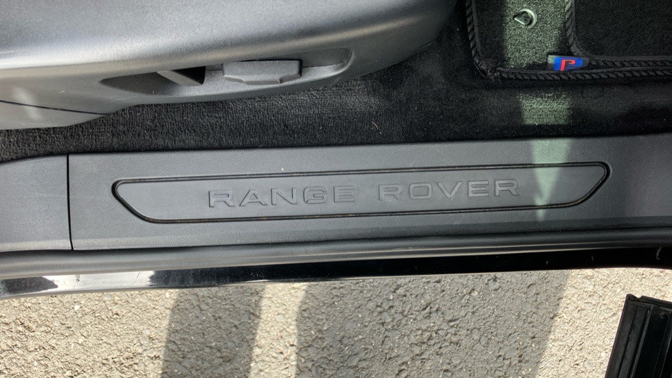 Land Rover Range Rover Evoque 2.0 D150 S 5dr Auto Diesel Hatchback - Image 28