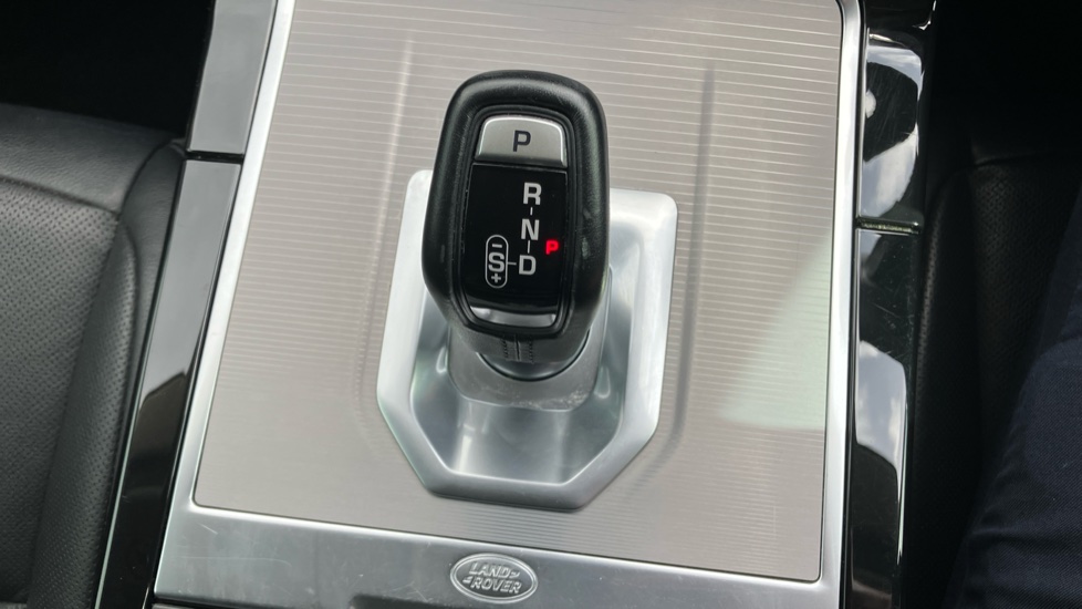 Land Rover Range Rover Evoque 2.0 D150 S 5dr Auto Diesel Hatchback - Image 36