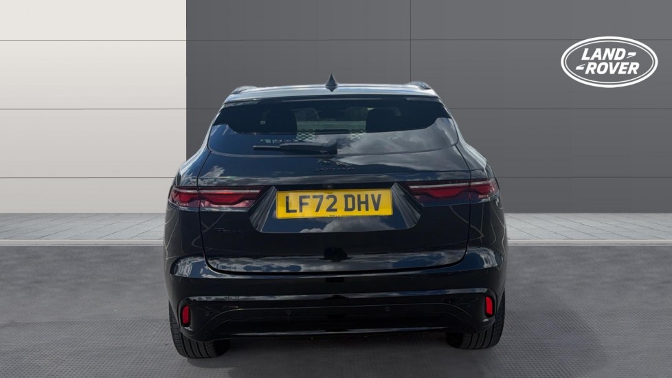 Jaguar F-Pace 2.0 P250 R-Dynamic Black 5dr Auto AWD Petrol Estate - Image 6