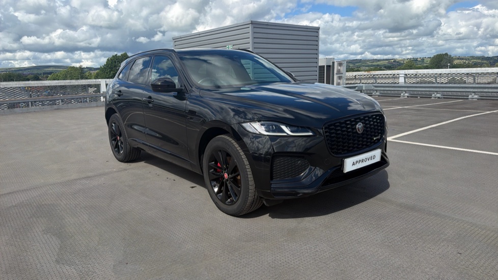 Jaguar F-Pace 2.0 P250 R-Dynamic Black 5dr Auto AWD Petrol Estate - Image 24
