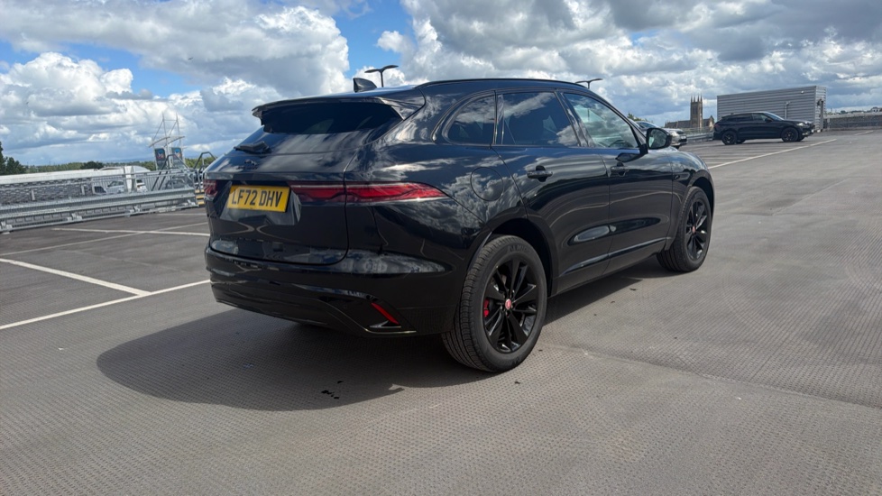 Jaguar F-Pace 2.0 P250 R-Dynamic Black 5dr Auto AWD Petrol Estate - Image 38