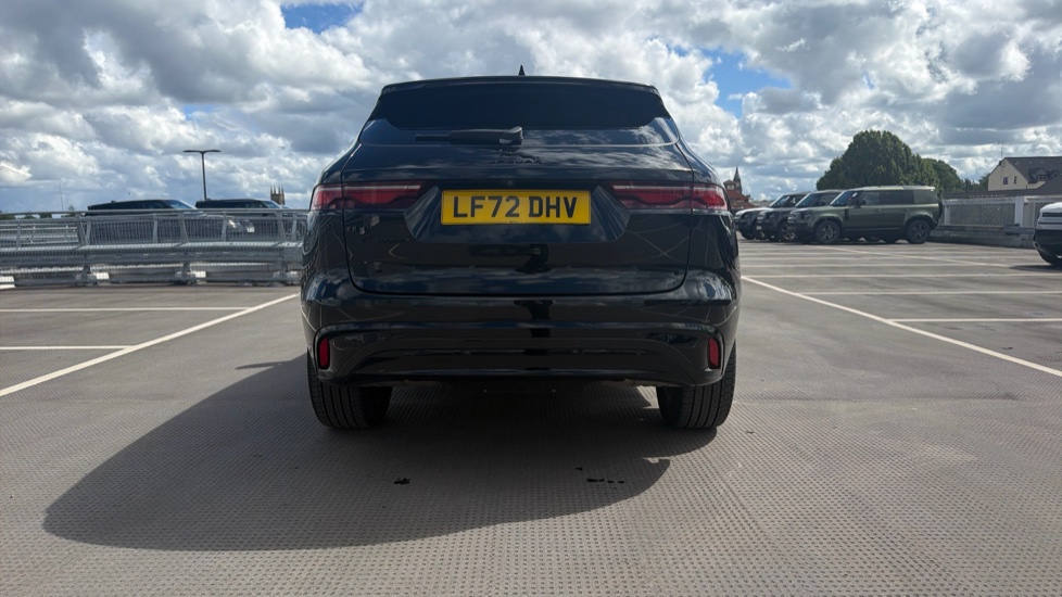 Jaguar F-Pace 2.0 P250 R-Dynamic Black 5dr Auto AWD Petrol Estate - Image 41