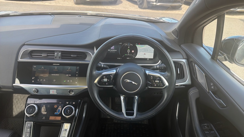Jaguar I-Pace 294kW EV400 HSE Black 90kWh 5dr Auto 11kW Charger Electric Estate - Image 15