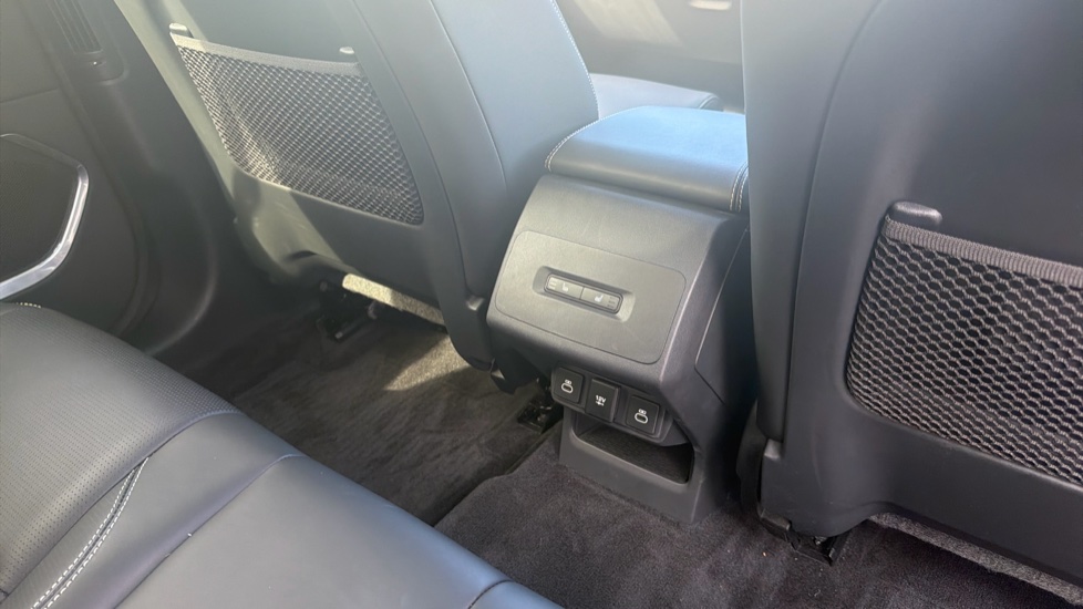 Jaguar I-Pace 294kW EV400 HSE Black 90kWh 5dr Auto 11kW Charger Electric Estate - Image 18