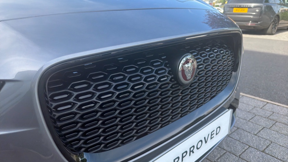 Jaguar I-Pace 294kW EV400 HSE Black 90kWh 5dr Auto 11kW Charger Electric Estate - Image 23