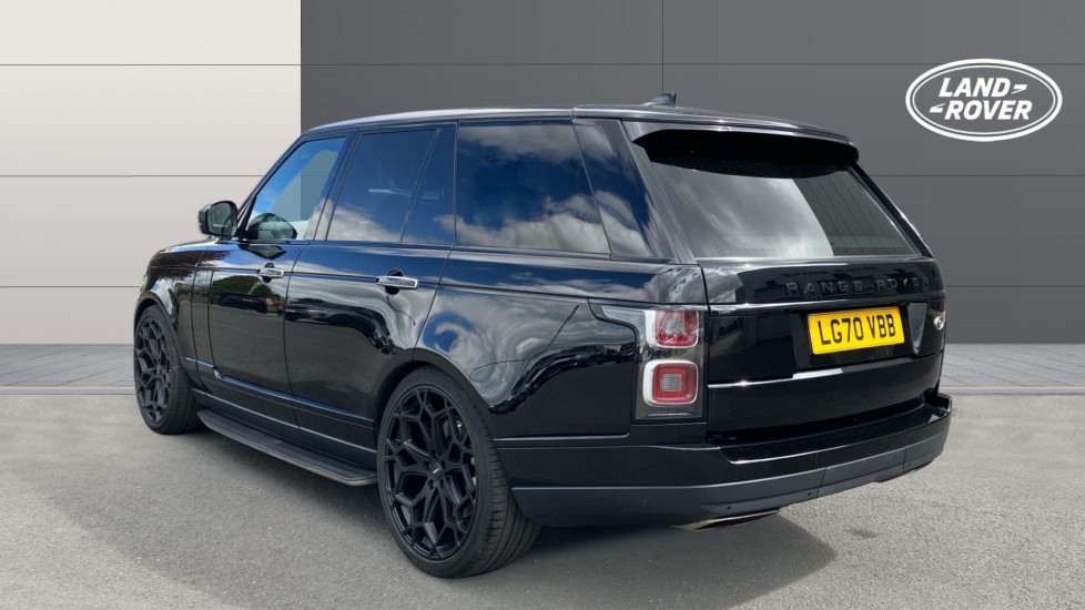 Land Rover Range Rover 2.0 P400e Vogue SE 4dr Auto Estate - Image 2