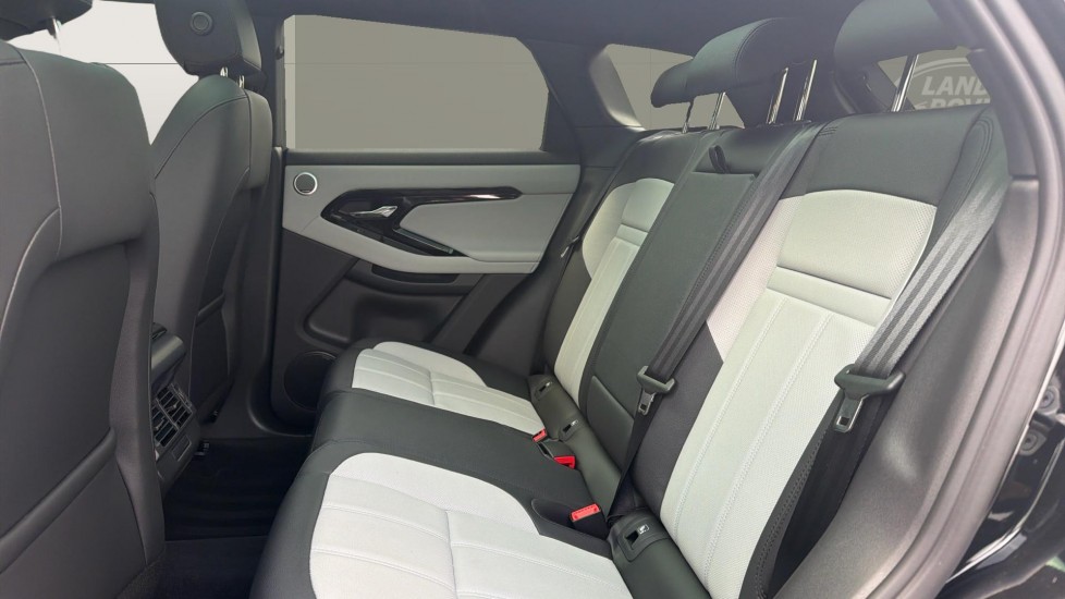 Land Rover Range Rover Evoque 2.0 D200 Edition 5dr Auto Diesel Hatchback - Image 4