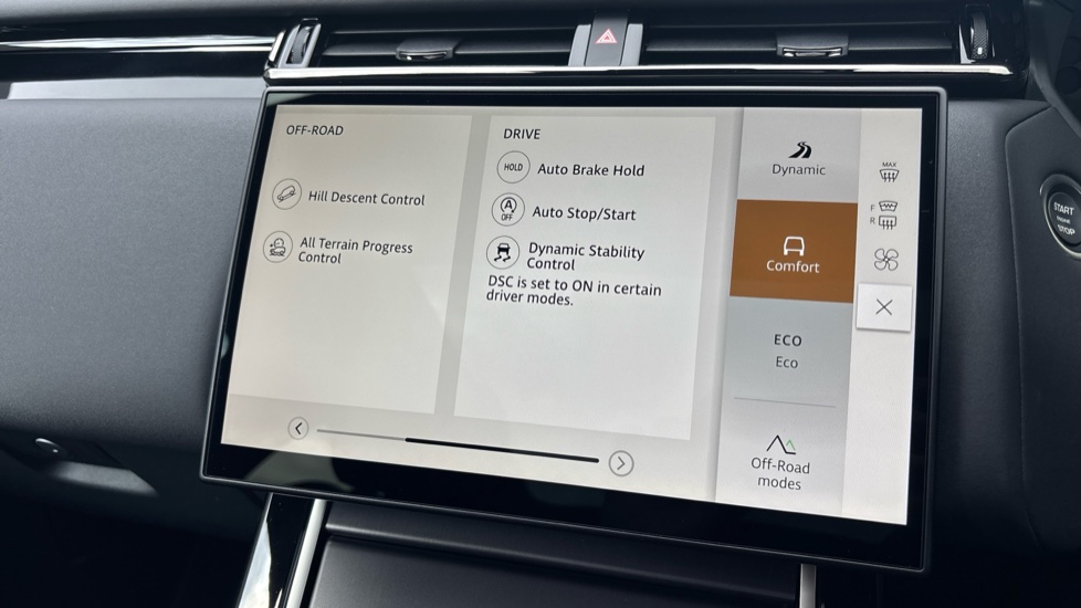 Land Rover Range Rover Velar 2.0 D200 MHEV Dynamic SE 5dr Auto Diesel Estate - Image 25