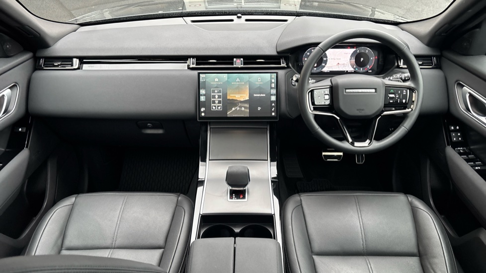 Land Rover Range Rover Velar 2.0 D200 MHEV Dynamic SE 5dr Auto Diesel Estate - Image 9