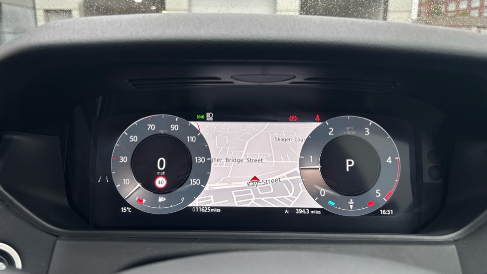 Land Rover Range Rover Velar 2.0 D200 MHEV Dynamic SE 5dr Auto Diesel Estate - Image 16