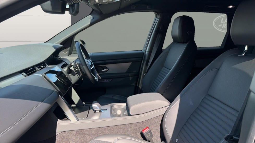 Land Rover Discovery Sport 2.0 D200 Landmark 5dr Auto [5 Seat] Diesel Station Wagon - Image 3