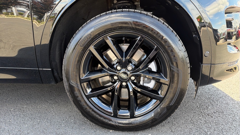 Land Rover Discovery Sport 2.0 D200 Landmark 5dr Auto [5 Seat] Diesel Station Wagon - Image 8