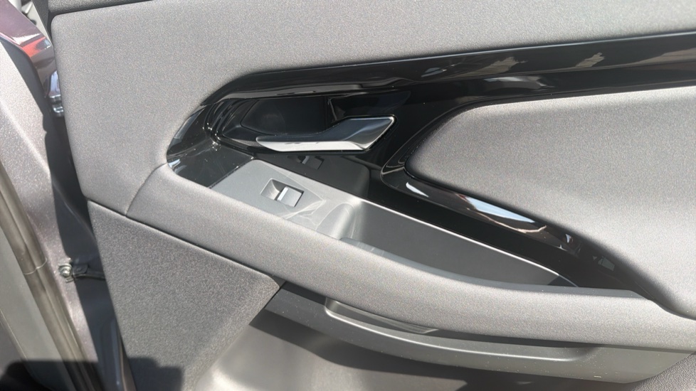 Land Rover Range Rover Evoque 2.0 D165 S 5dr 2WD Diesel Hatchback - Image 45