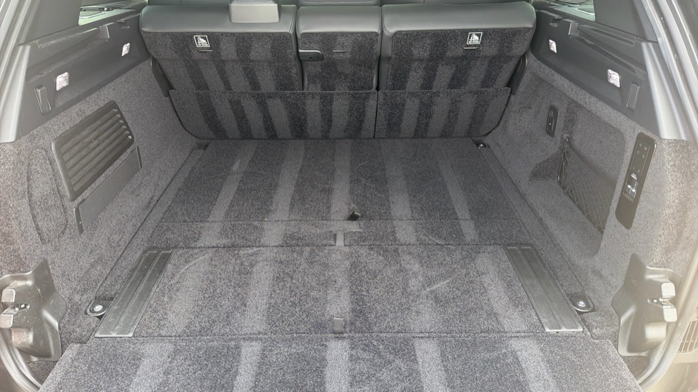 Land Rover Range Rover 3.0 P440e Autobiography 4dr Auto Estate - Image 10